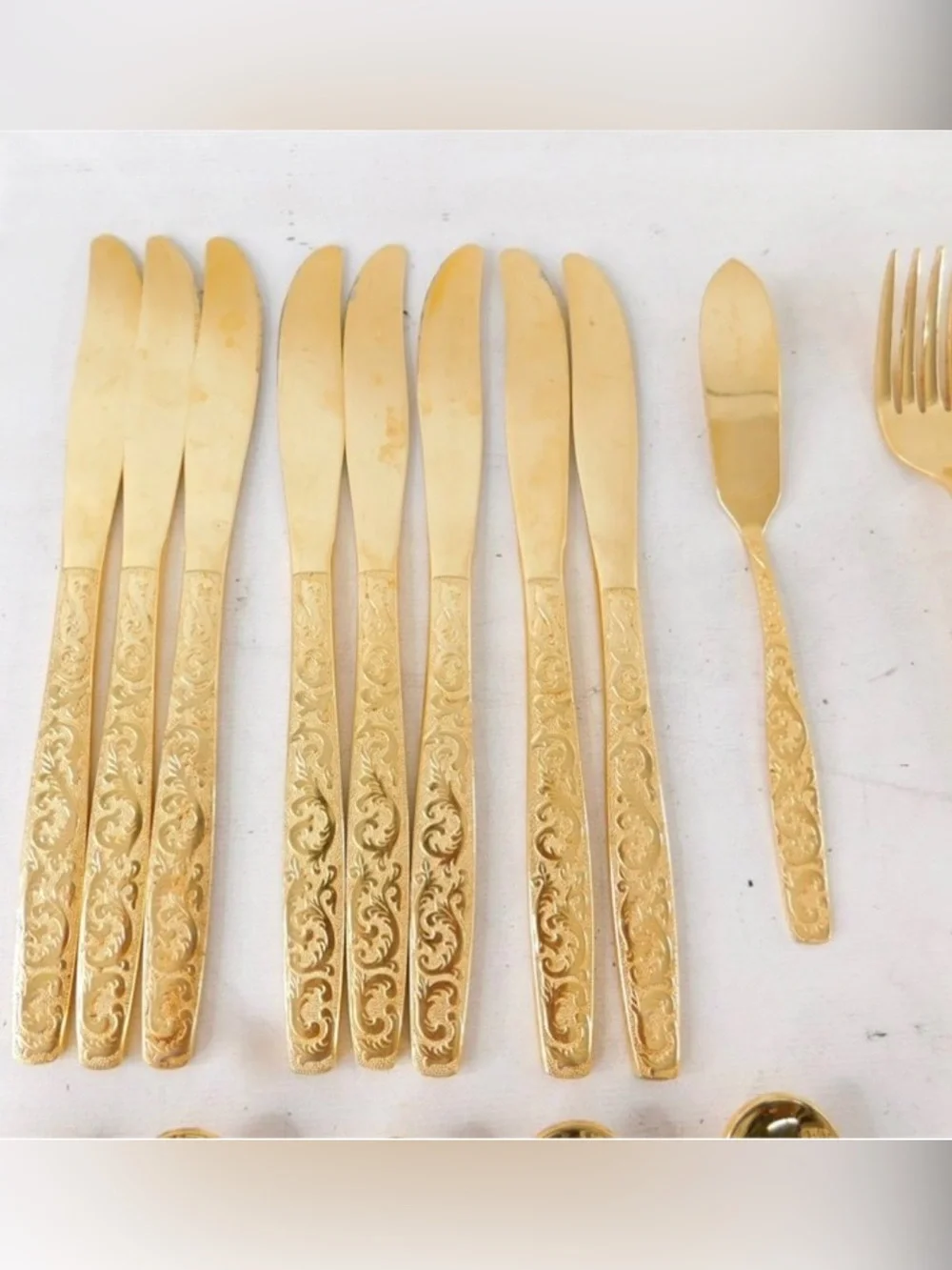 Americana Golden Heritage Gold Tone Dinnerware Flatware Set elegant home dining